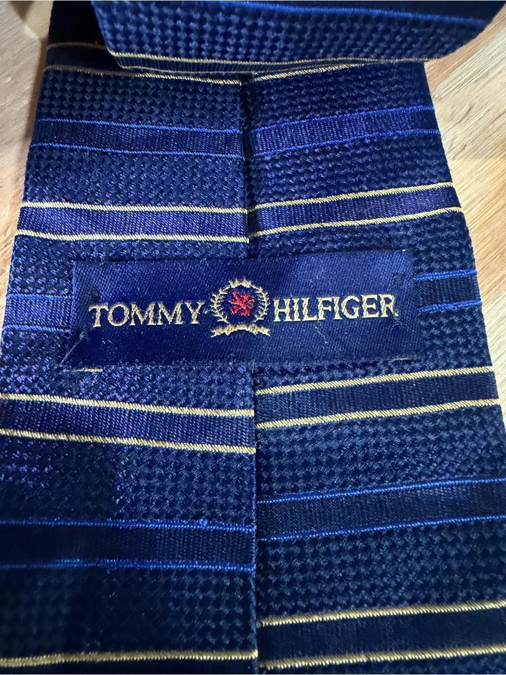 Tommy Hilfiger Men’s Silk Necktie Lot of 3 Crest Logo Blue Gold Geometric